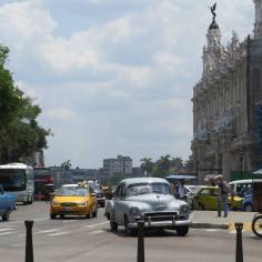 Trânsito em Havana